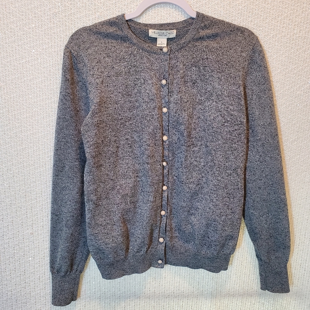 Melrose Chic women's buttoned Cardigan Sz L